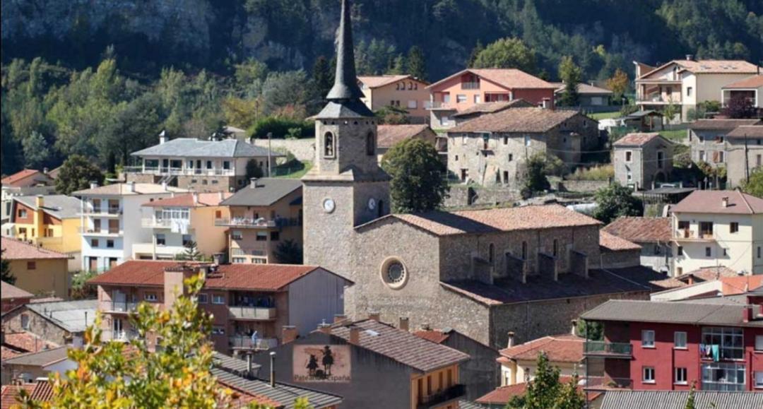 Apartament Turistic Campdevánol Exteriér fotografie