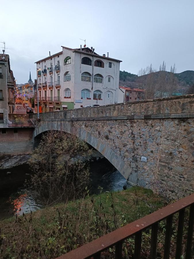 Apartament Turistic Campdevánol Exteriér fotografie