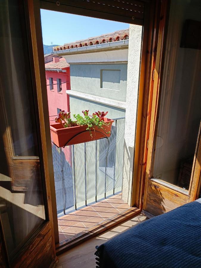 Apartament Turistic Campdevánol Exteriér fotografie