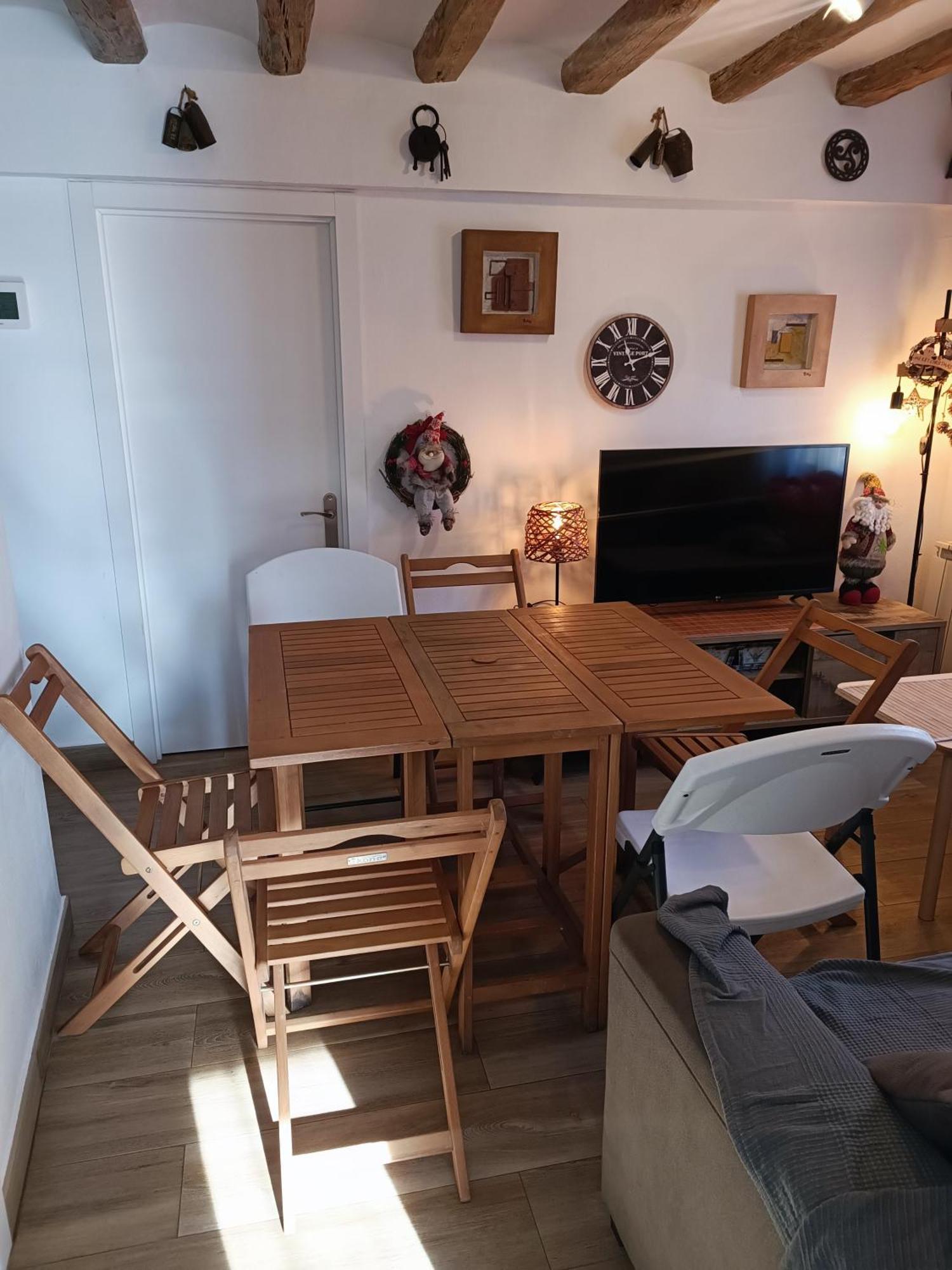 Apartament Turistic Campdevánol Exteriér fotografie